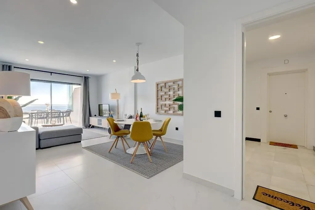 New 2 Bed Penthouse @ Estepona Hills With Sea View 0*,