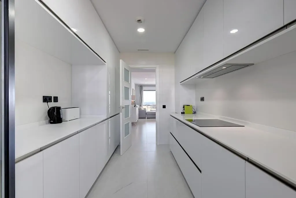New 2 Bed Penthouse @ Estepona Hills With Sea View