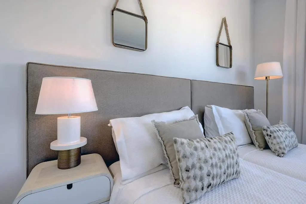 Apartment New 2 Bed Penthouse @ Estepona Hills With Sea View