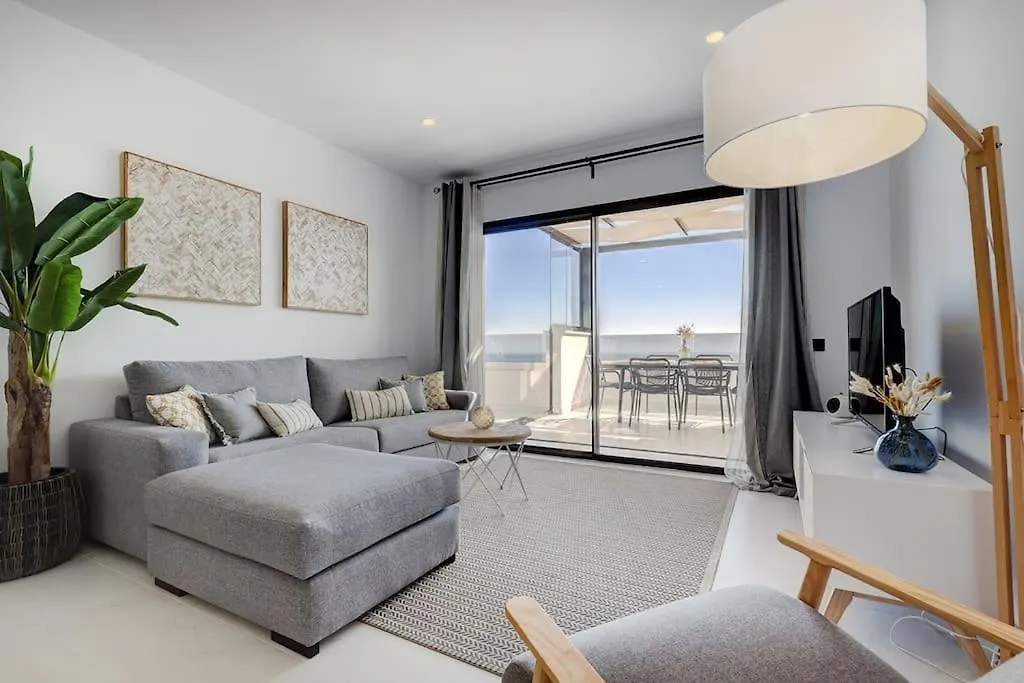Apartment New 2 Bed Penthouse @ Estepona Hills With Sea View