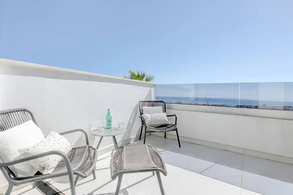 New 2 Bed Penthouse @ Estepona Hills With Sea View Apartmán